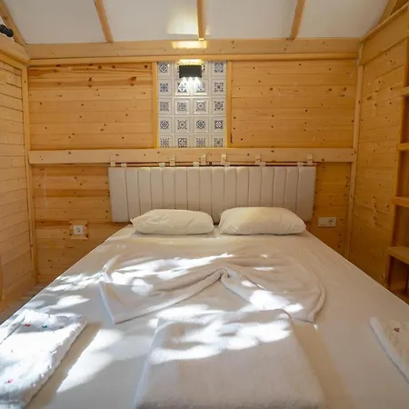 Latibule House Boutique Ubytování v soukromí Ayvalı
